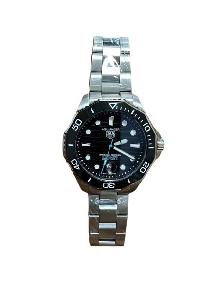 TAG HEUER Aquaracer Professional 300M Automatic Men's Watch Size Stainless Steel Case Leather STRAP Silver Case New